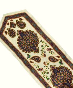 رانر پتهدوزی دستدوز با طرح سنتی و رنگهای اصیل ایرانی – مناسب دکور پذیرایی